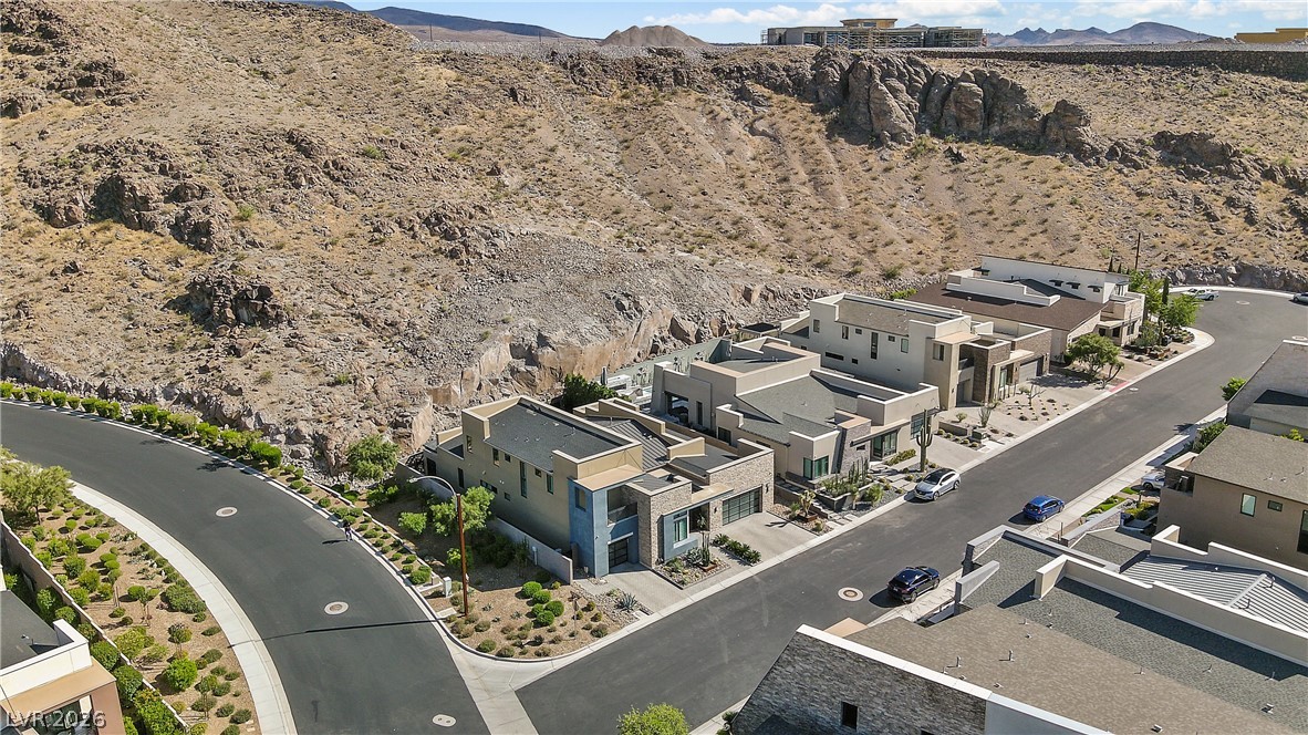 2211 Ledge Rock Lane