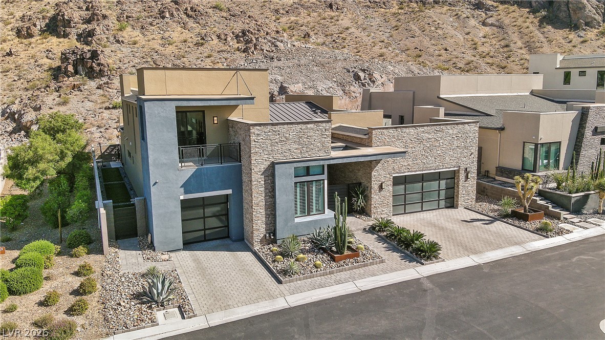 2211 Ledge Rock Lane