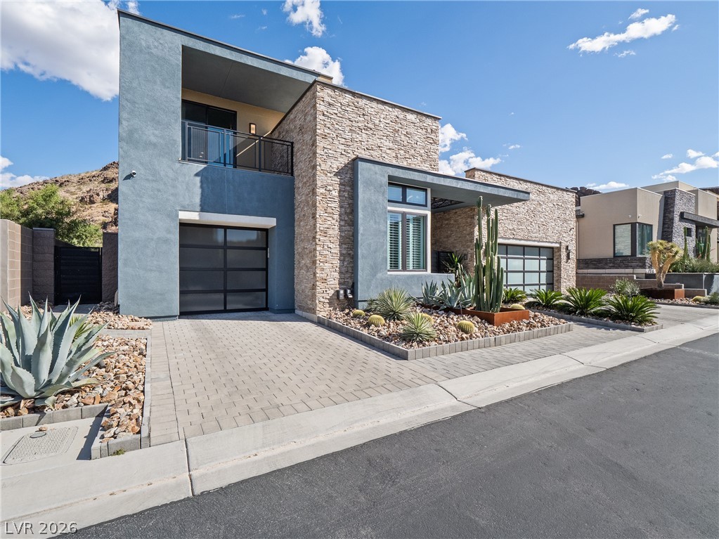 2211 Ledge Rock Lane