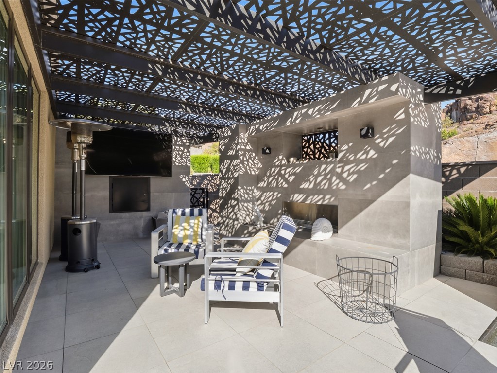 2211 Ledge Rock Lane