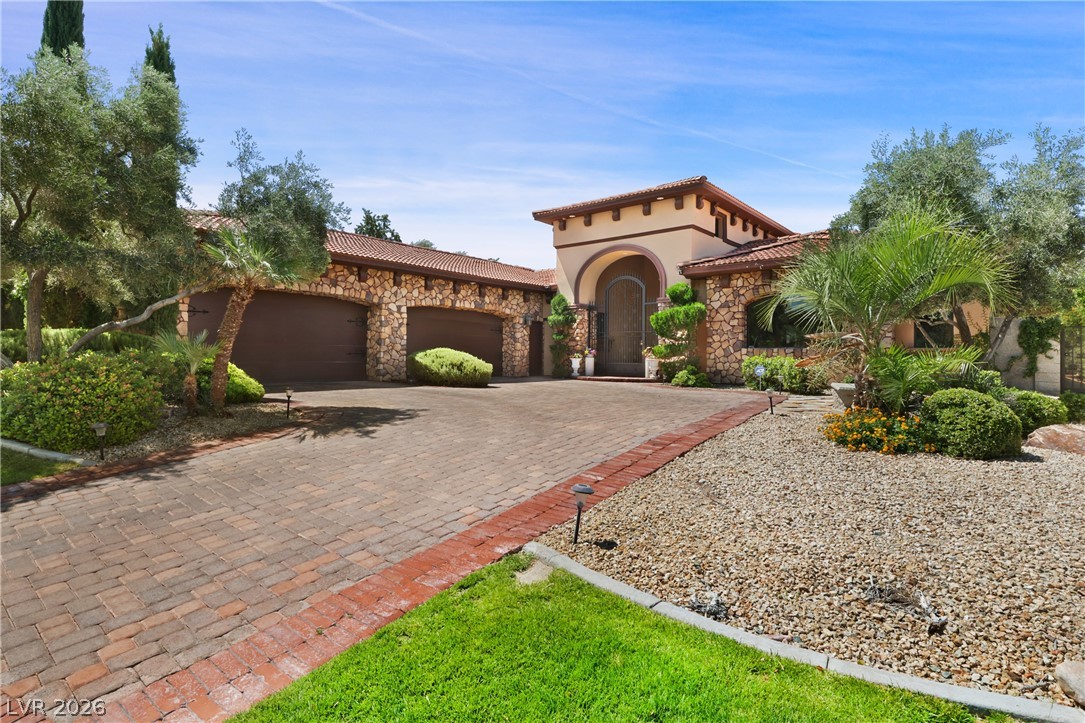 1369 Opal Valley Street