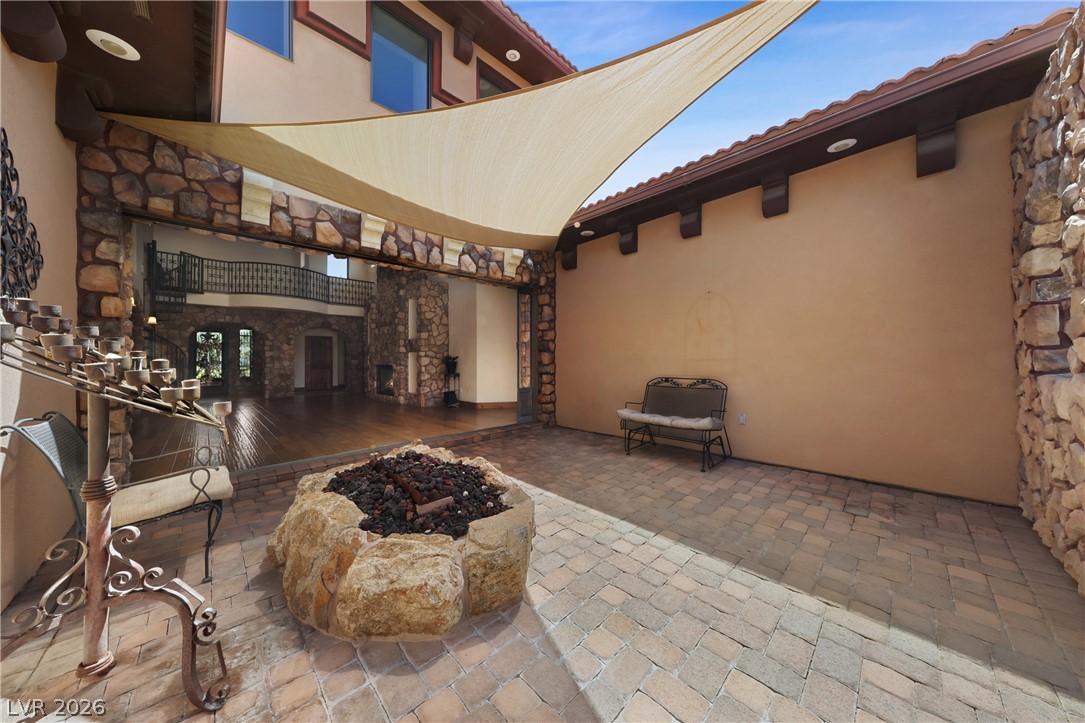 1369 Opal Valley Street