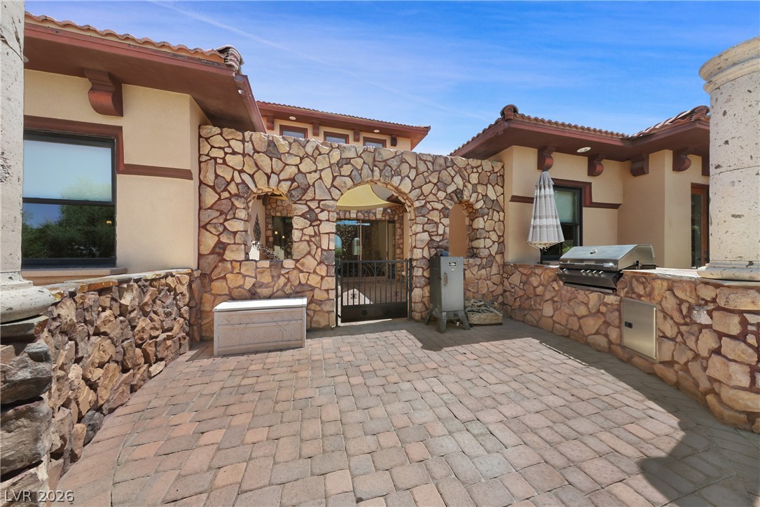1369 Opal Valley Street