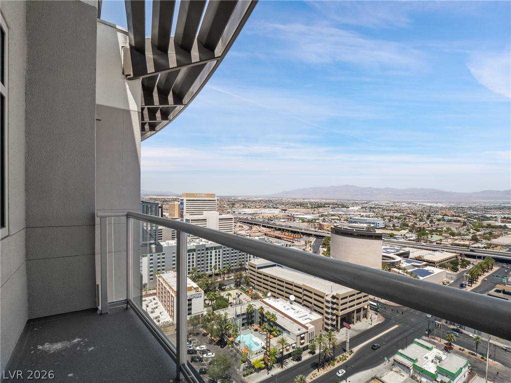 150 Las Vegas Boulevard 2512