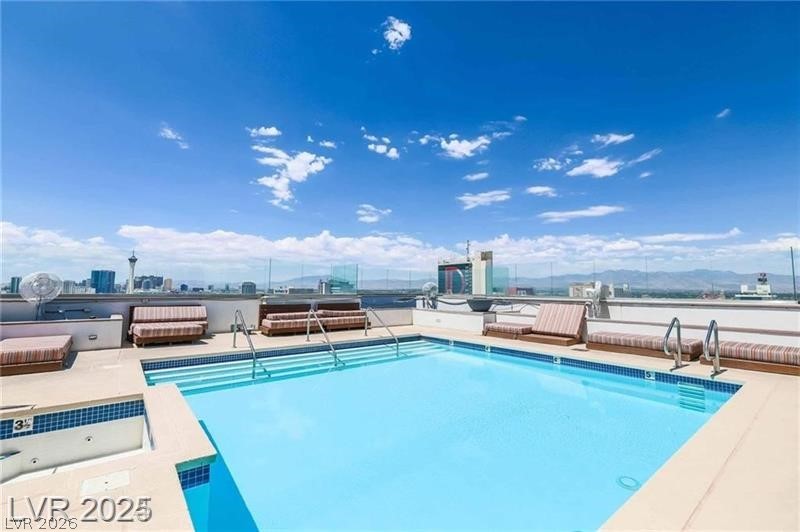 150 Las Vegas Boulevard 2512