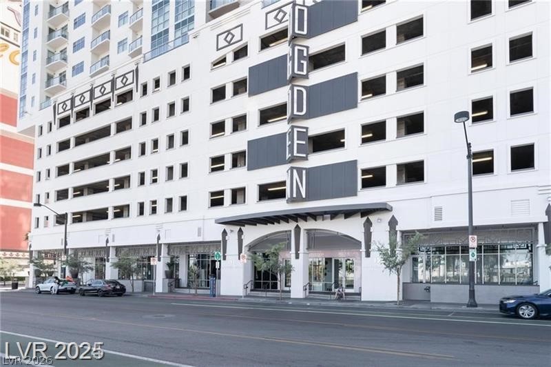 150 Las Vegas Boulevard 2512