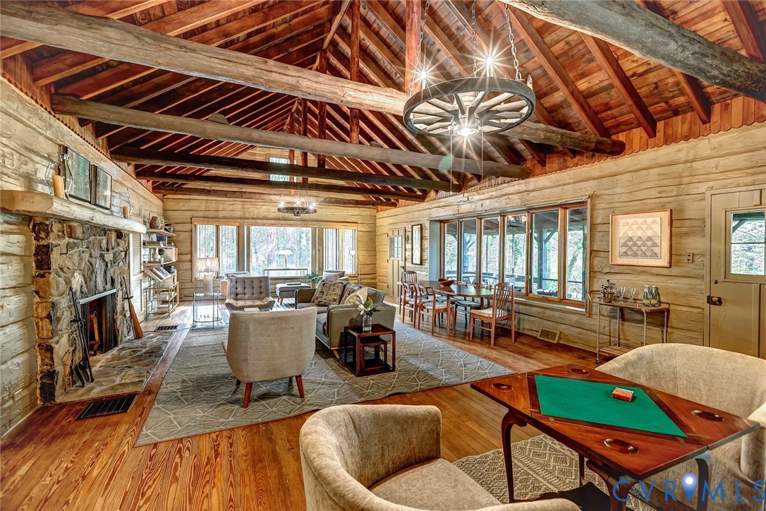 8801 & 8804 Riverside Dr