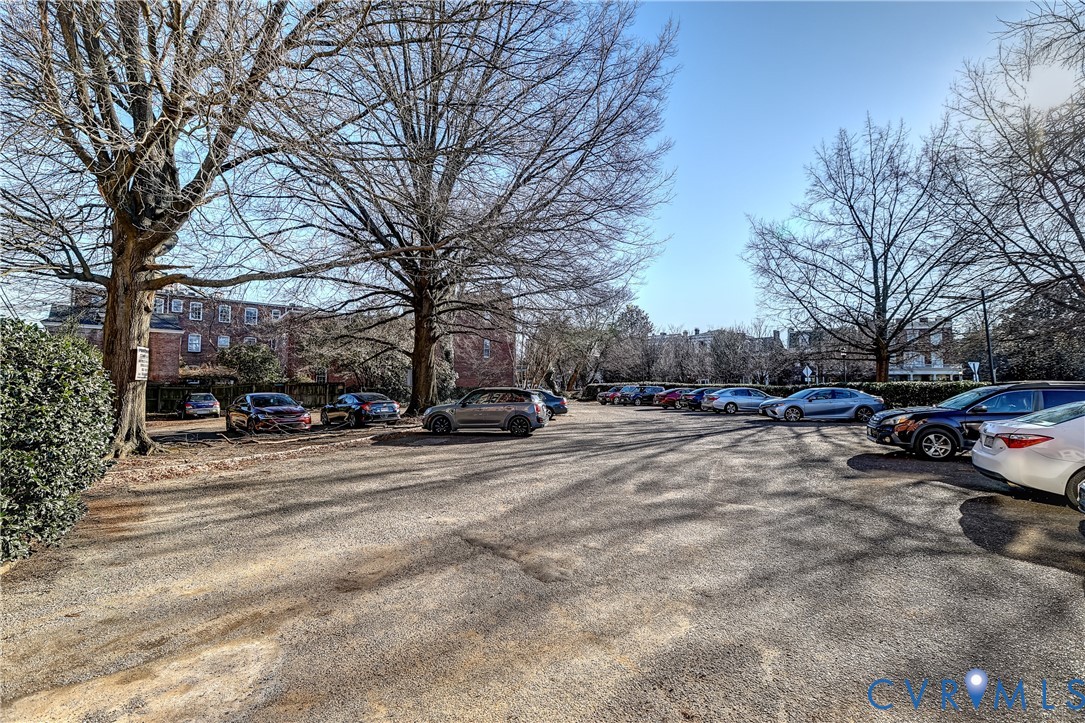 1630 Monument Ave Unit#U5