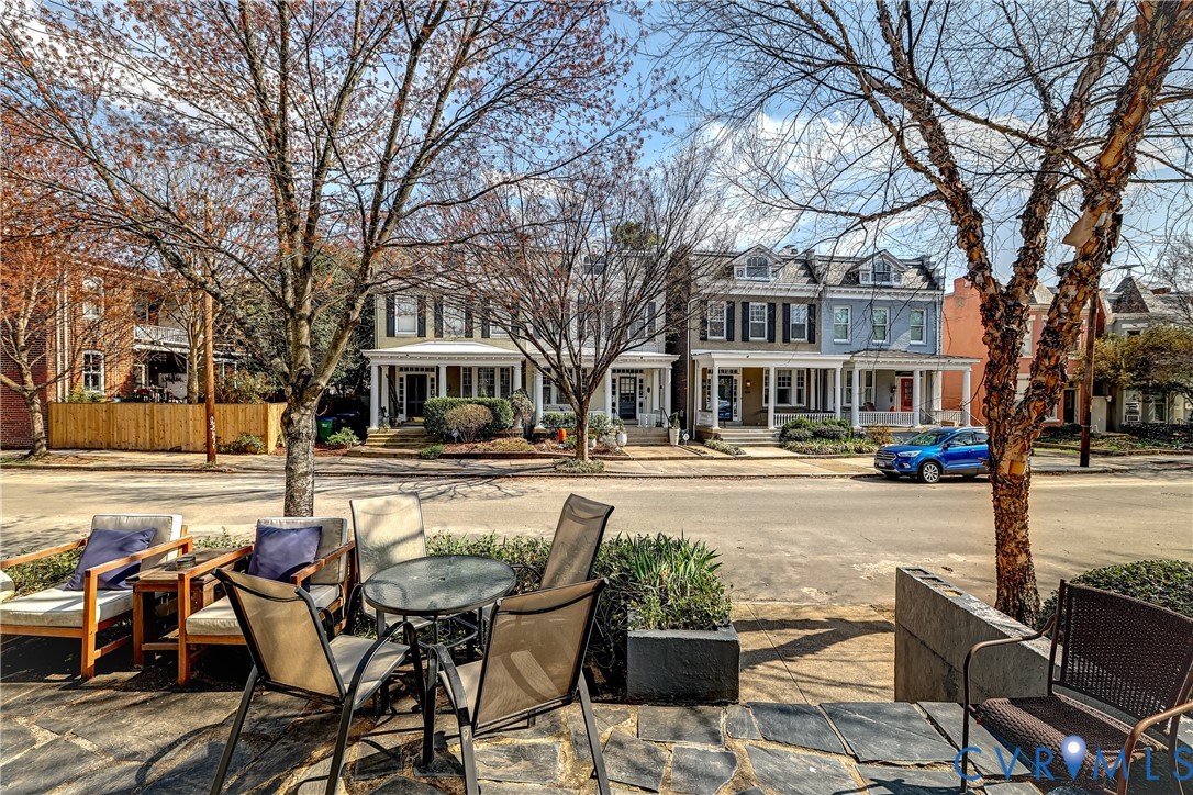 500 N Stafford Ave