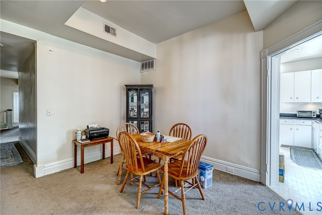 500 N Stafford Ave