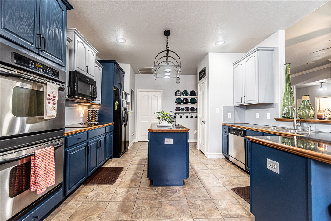 1394 S River Meadows Drive