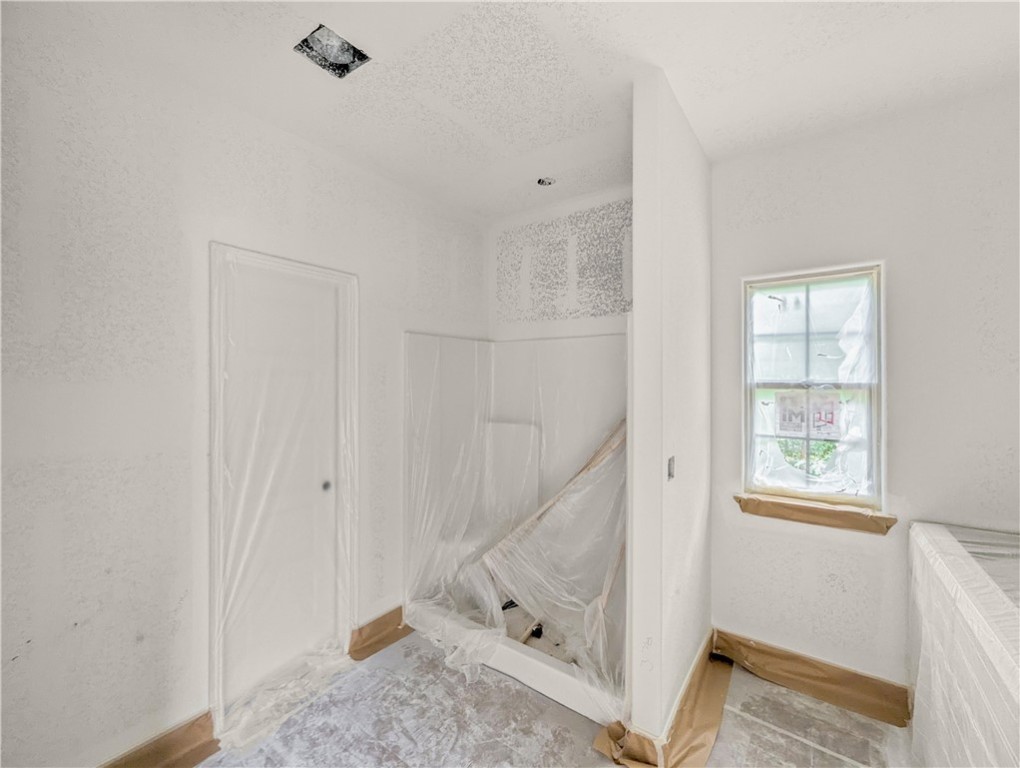 10 Roxburgh Lane