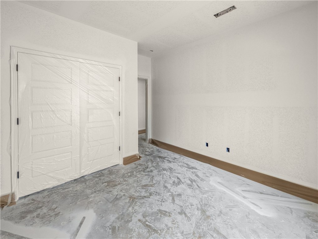 10 Roxburgh Lane