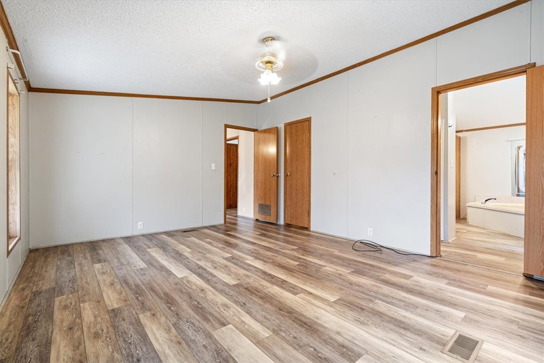 1287 Madison 7250