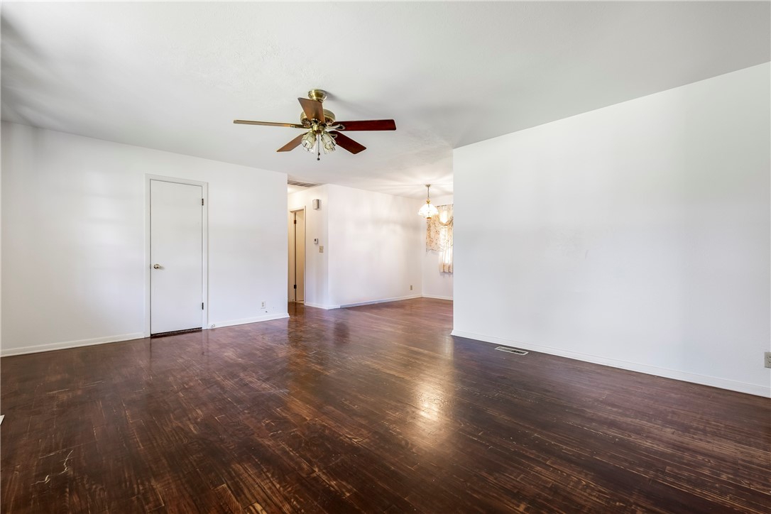 130 W Hays Street