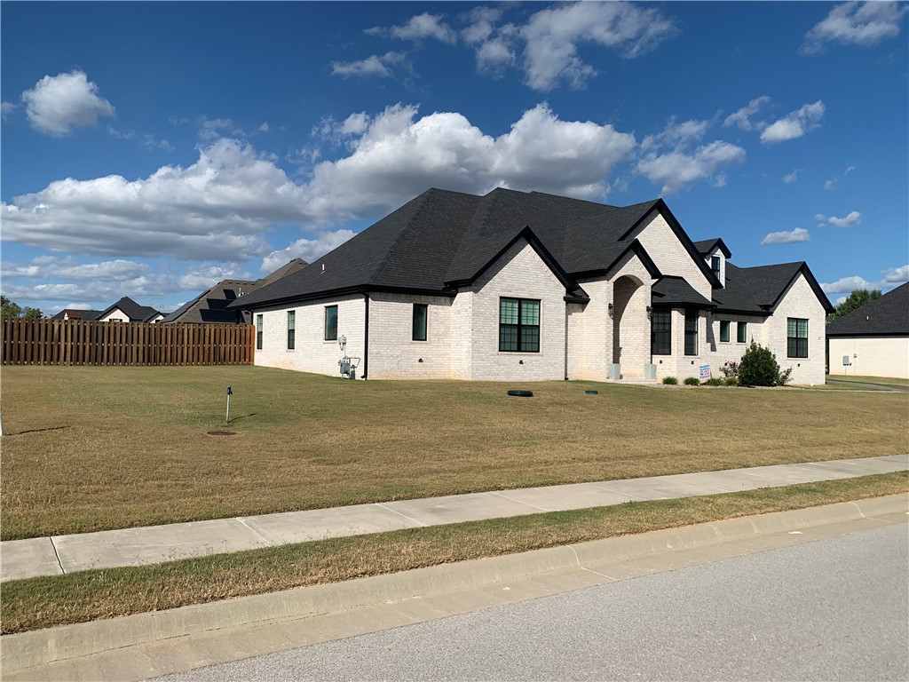 1632 Lake Estates Drive
