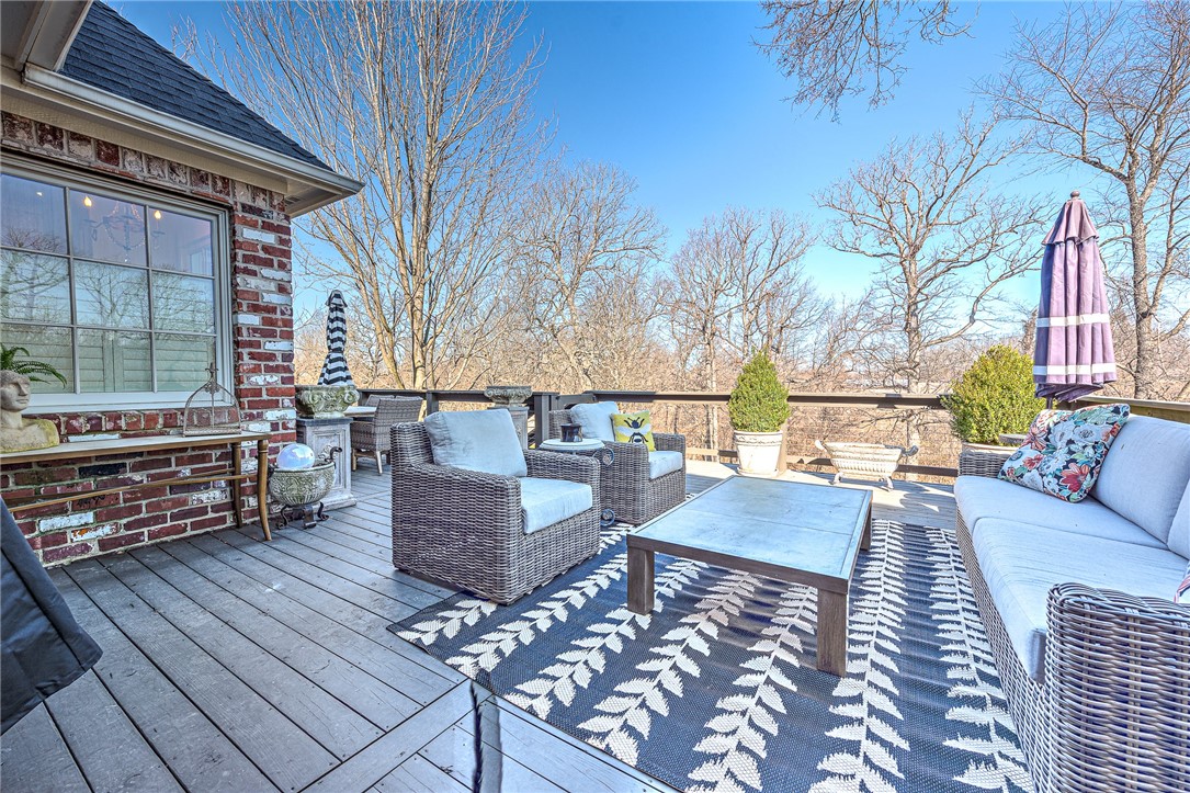 738 Kensington Cove
