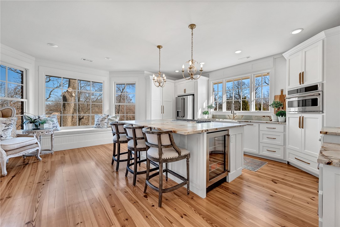 738 Kensington Cove