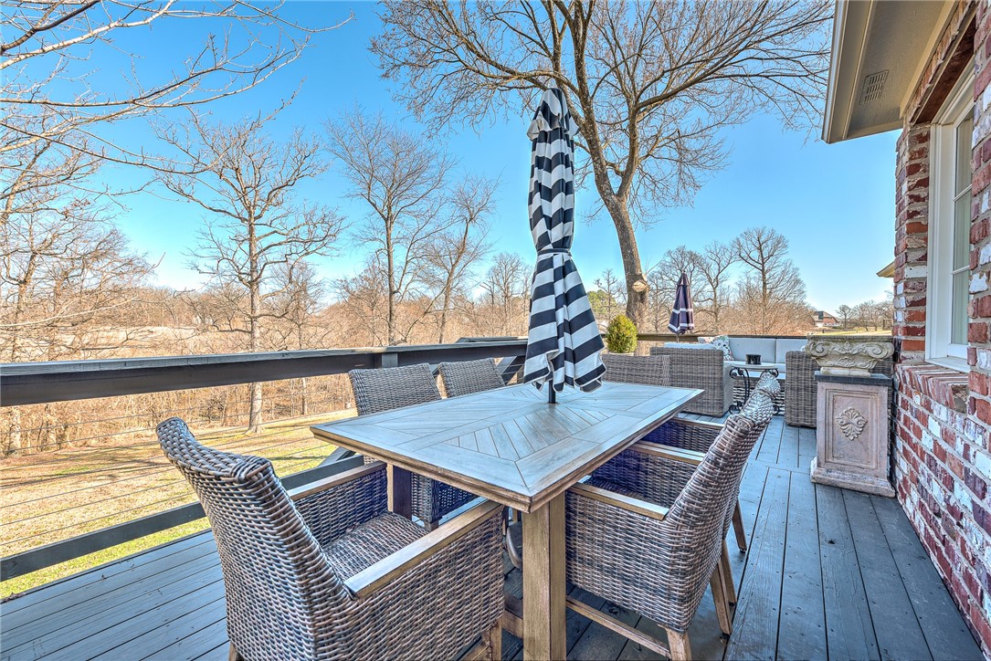738 Kensington Cove
