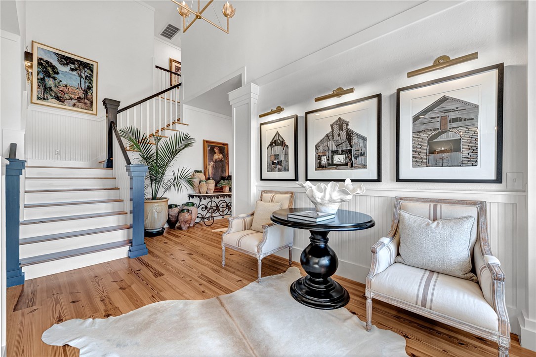 738 Kensington Cove