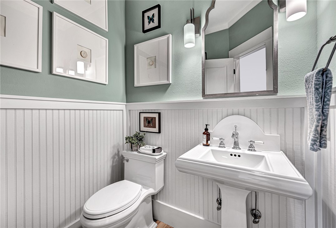 738 Kensington Cove