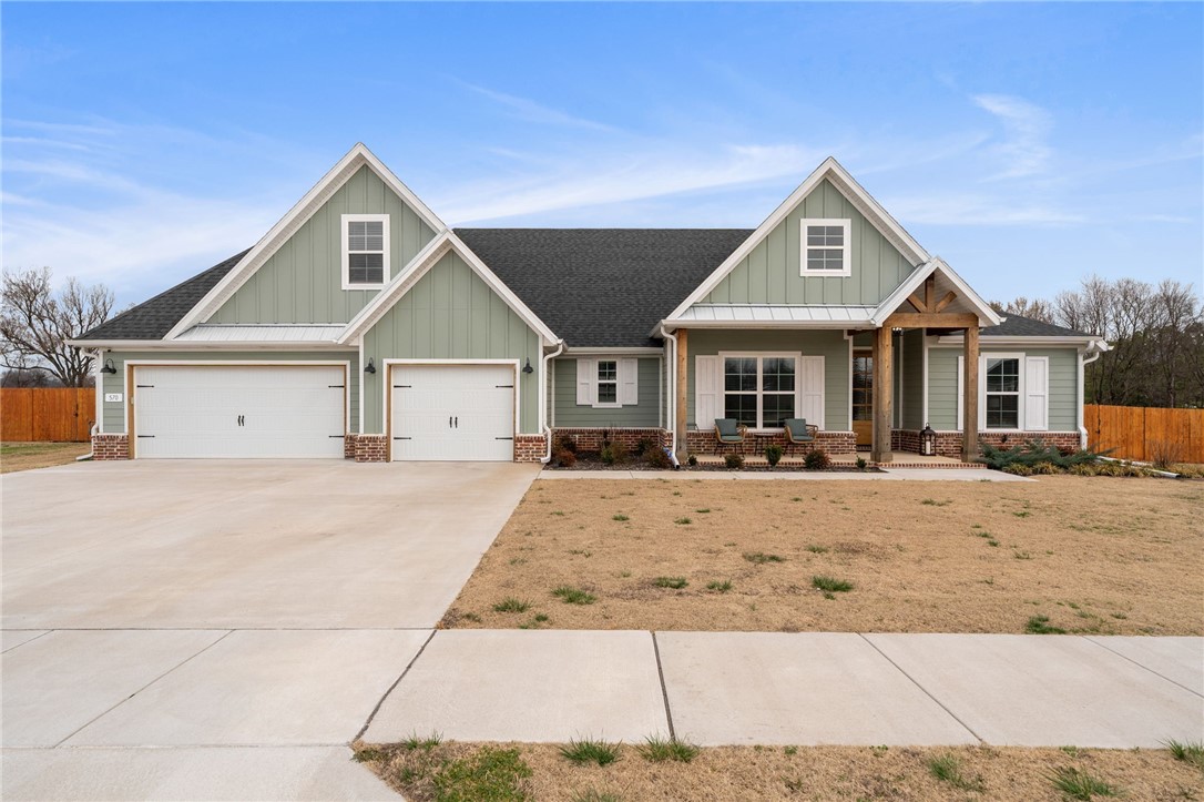 570 Briarwood Lane