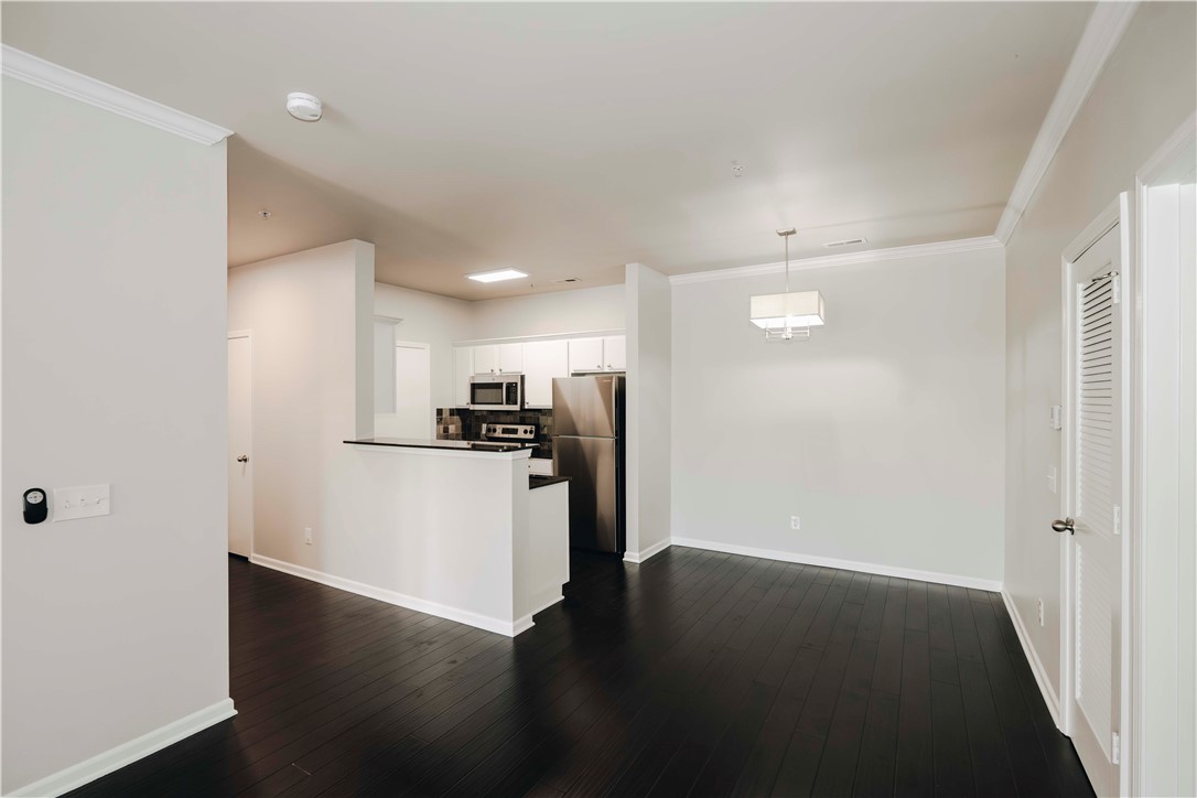 4261 Meadow Creek Circle 204