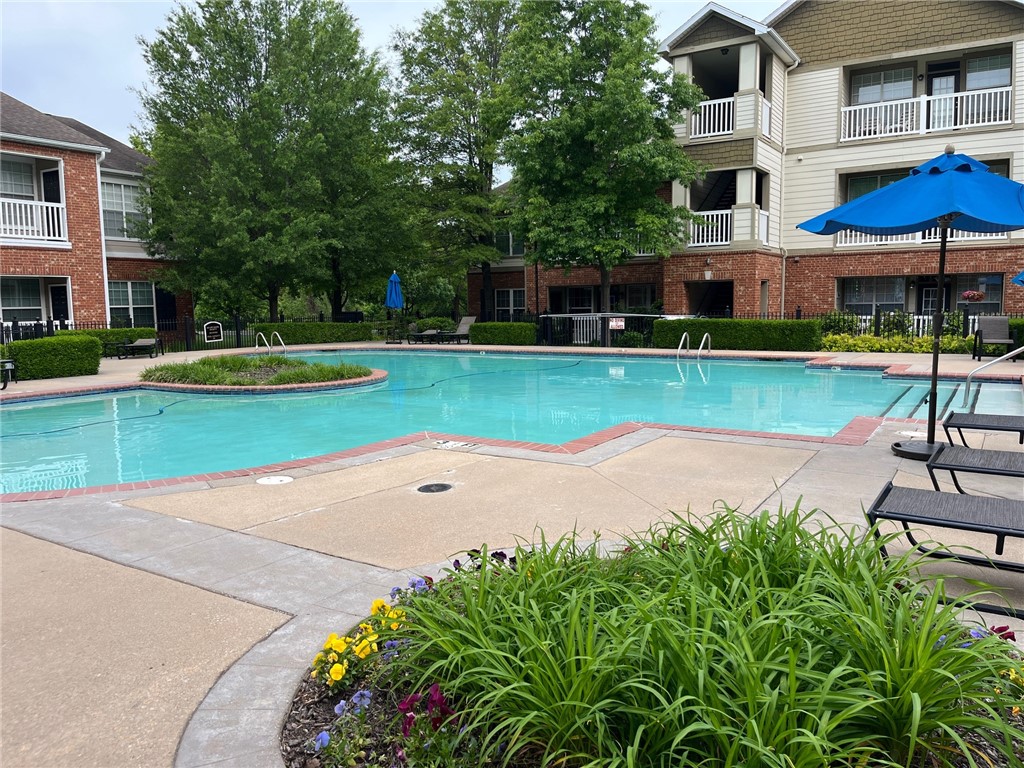 4261 Meadow Creek Circle 204