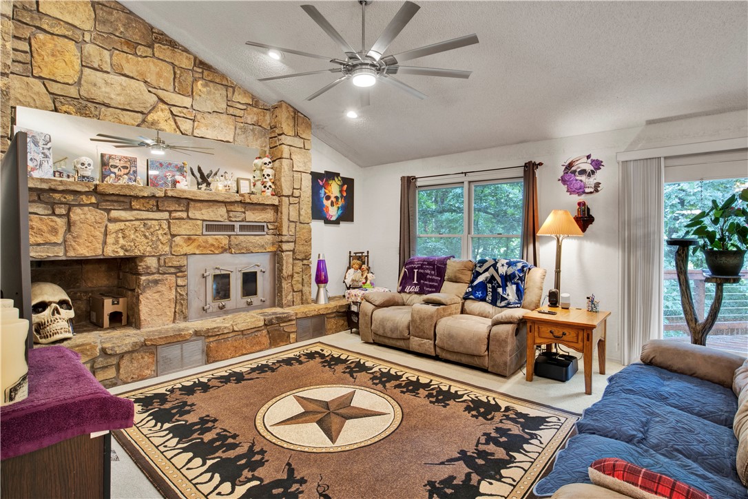 4 Branchwood Lane