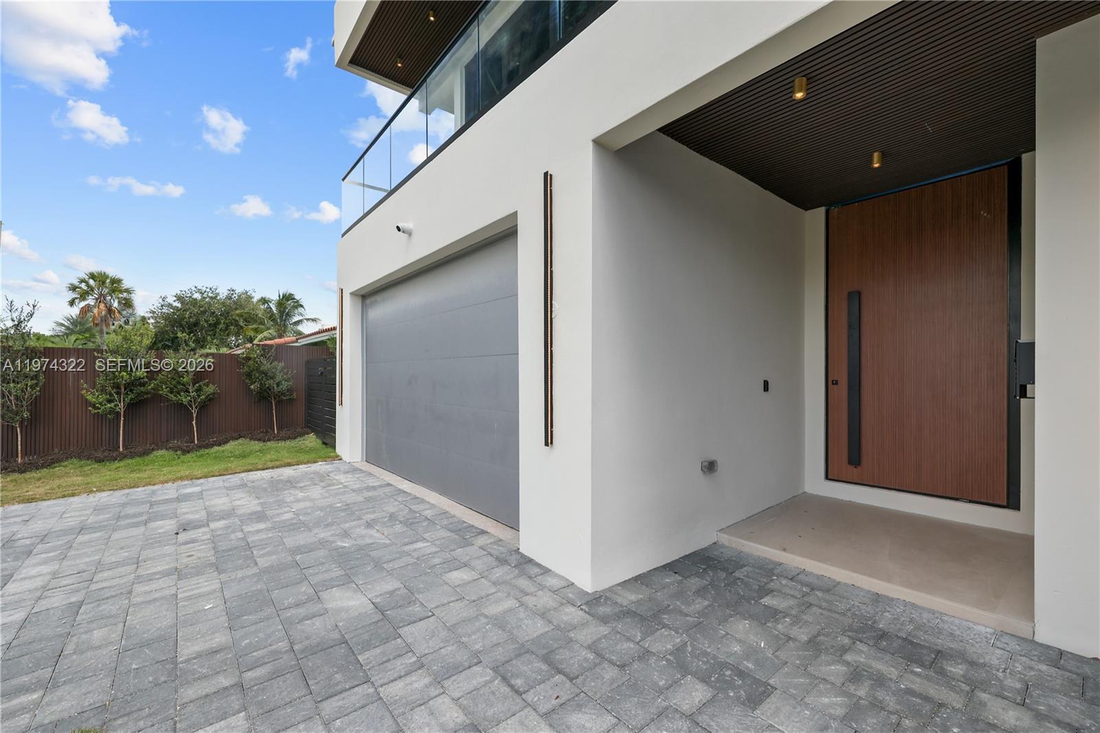 255 Capri Avenue, Lauderdale-By-The-Sea