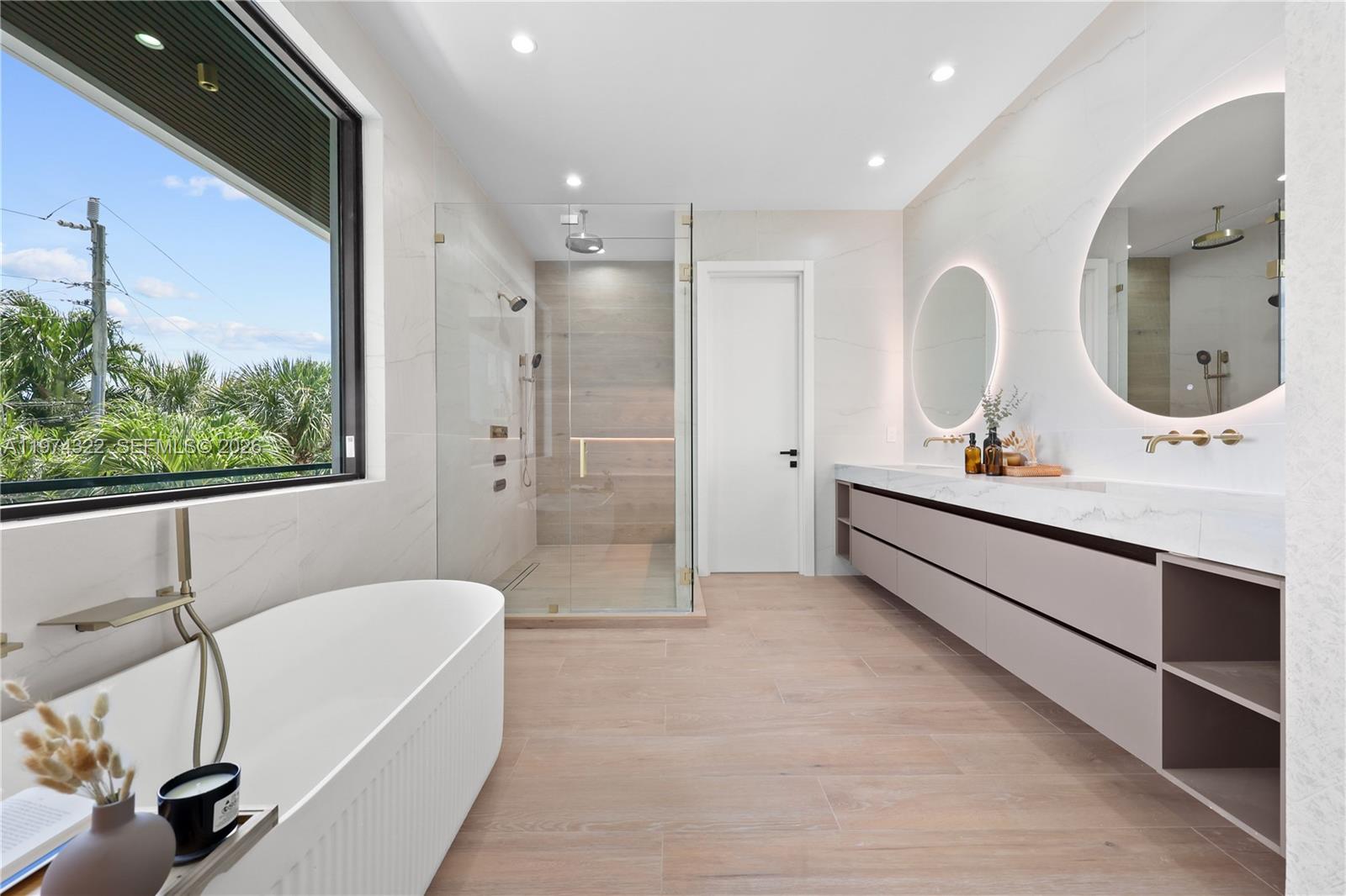 255 Capri Avenue, Lauderdale-By-The-Sea