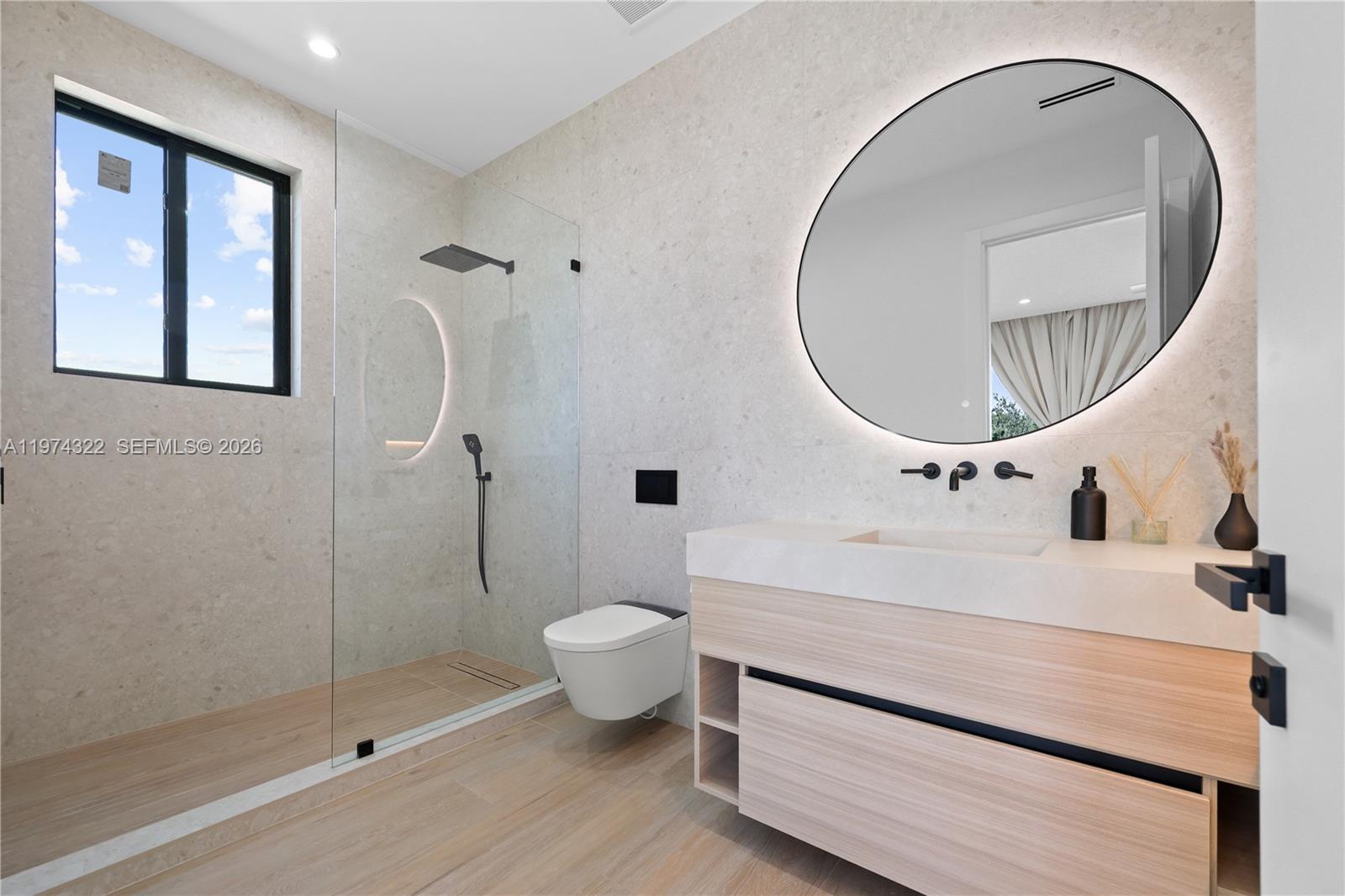 255 Capri Avenue, Lauderdale-By-The-Sea