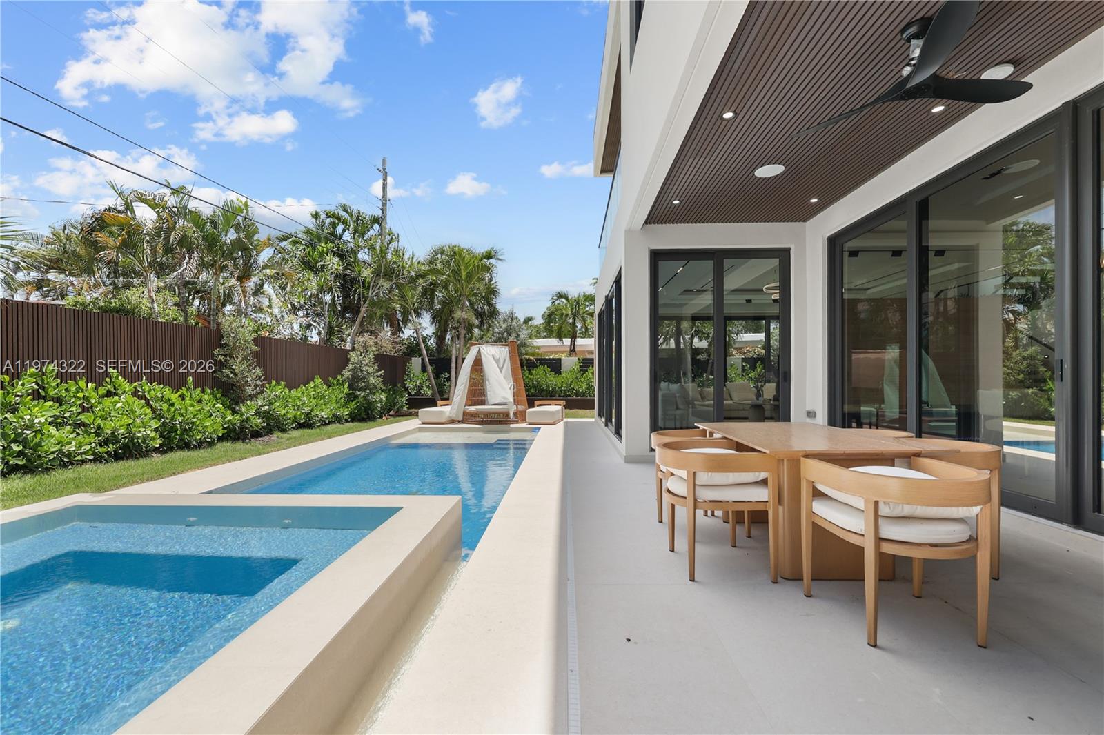255 Capri Avenue, Lauderdale-By-The-Sea
