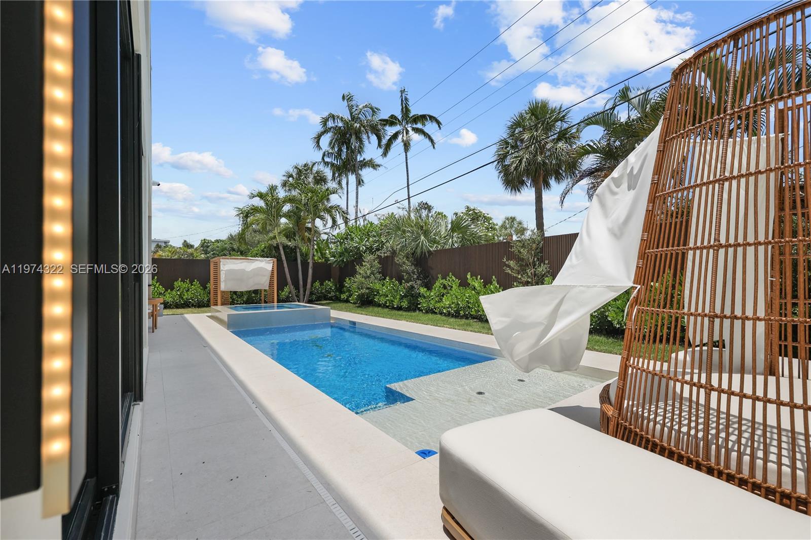 255 Capri Avenue, Lauderdale-By-The-Sea