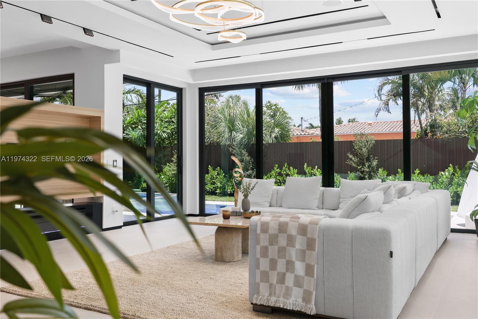 255 Capri Avenue, Lauderdale-By-The-Sea