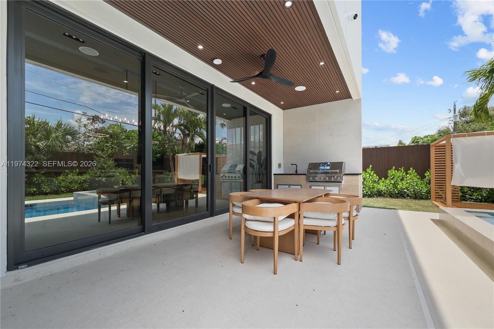 255 Capri Avenue, Lauderdale-By-The-Sea