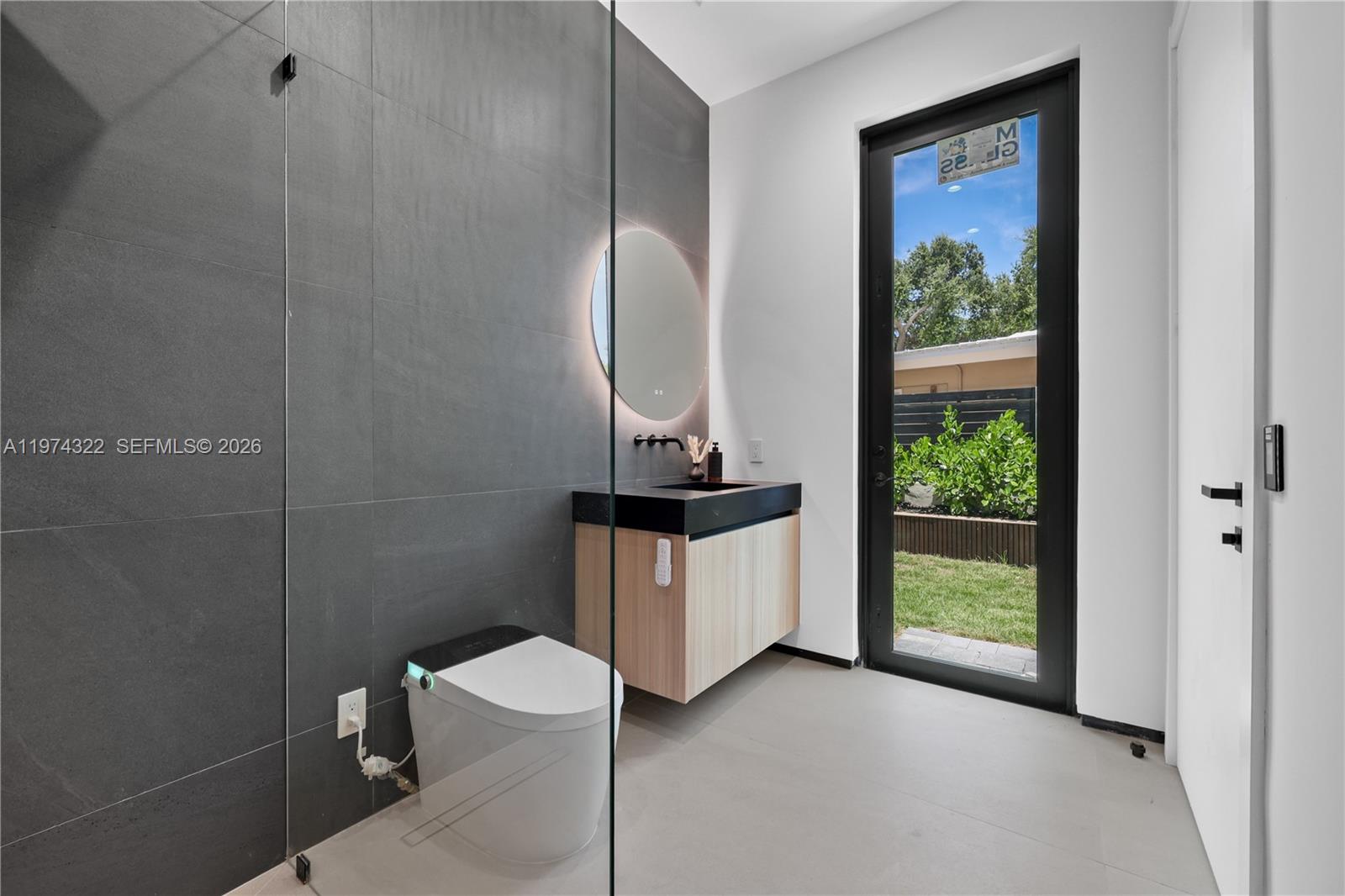 255 Capri Avenue, Lauderdale-By-The-Sea