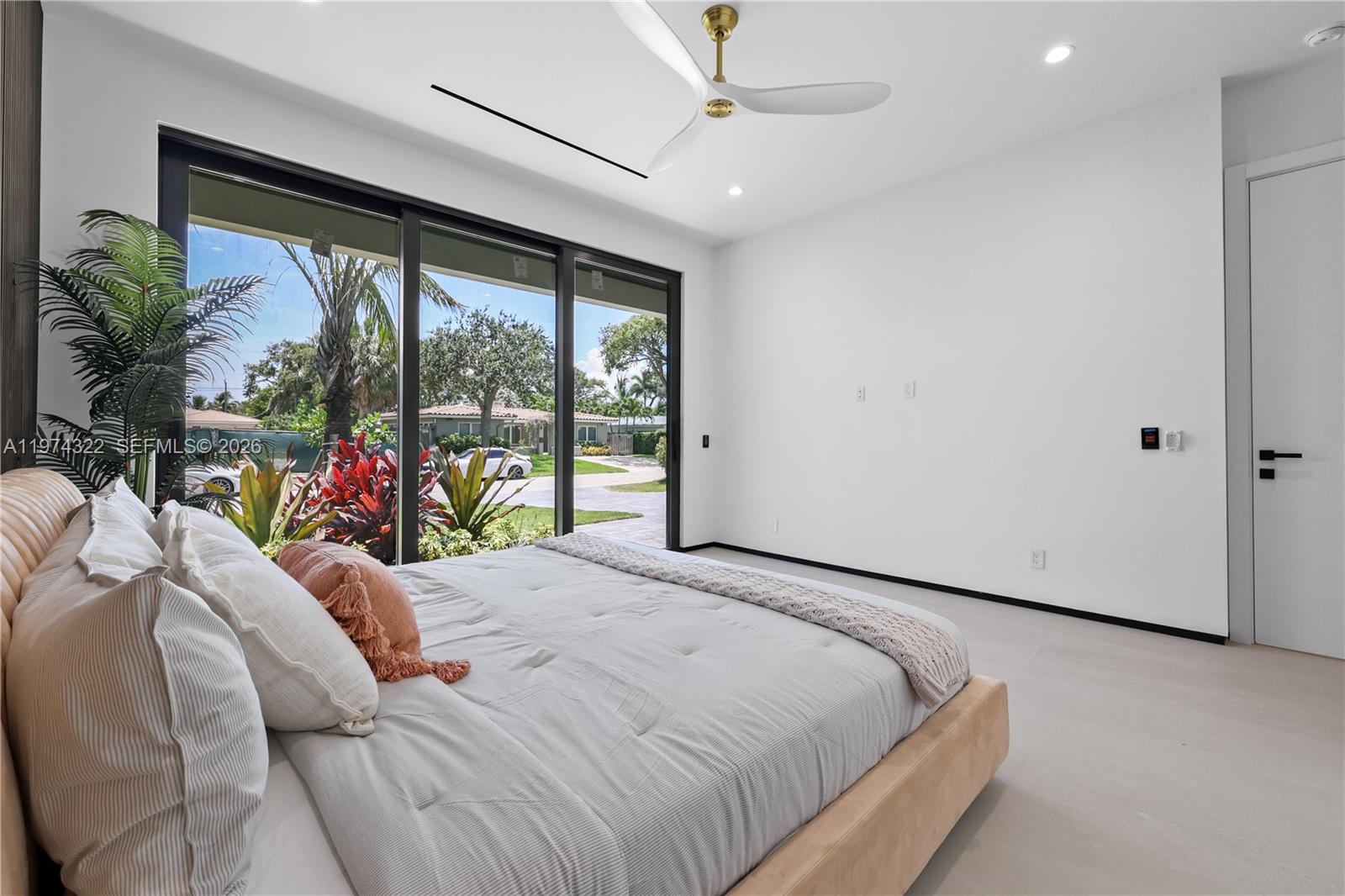 255 Capri Avenue, Lauderdale-By-The-Sea