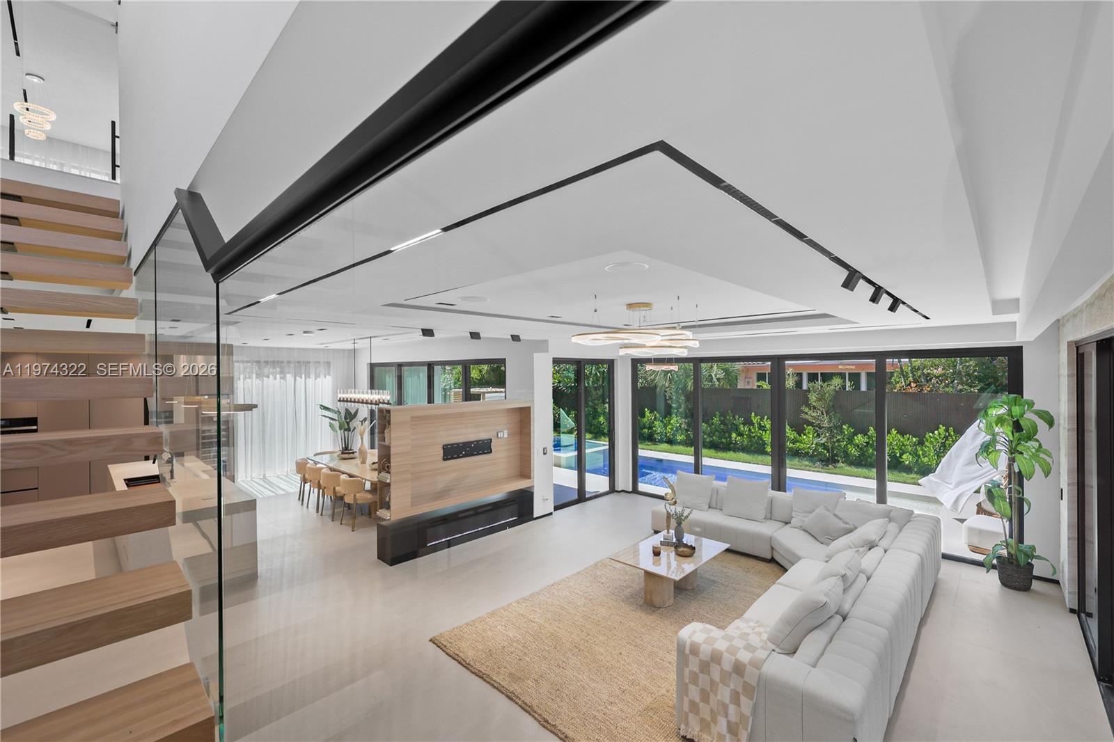 255 Capri Avenue, Lauderdale-By-The-Sea