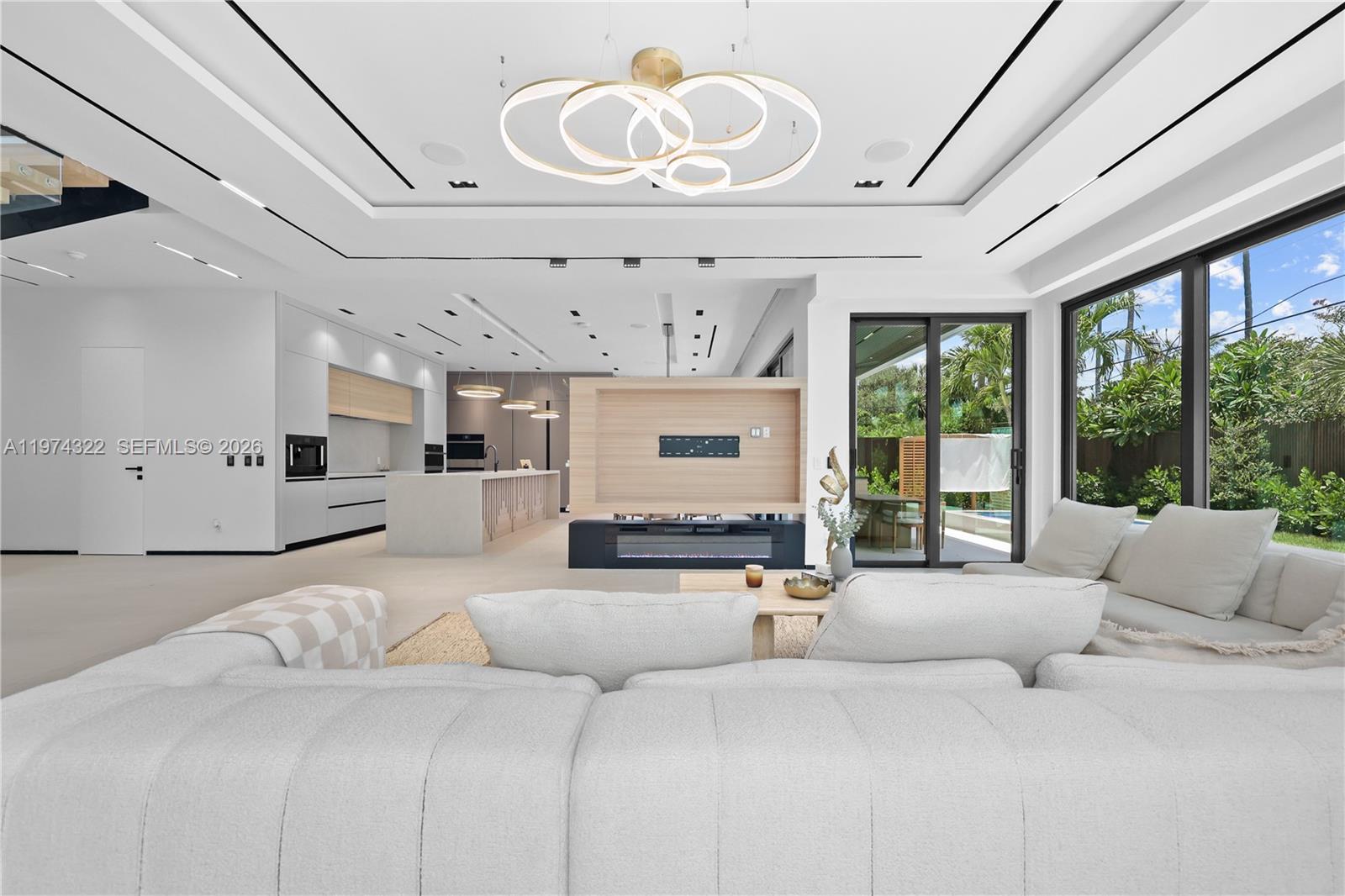 255 Capri Avenue, Lauderdale-By-The-Sea