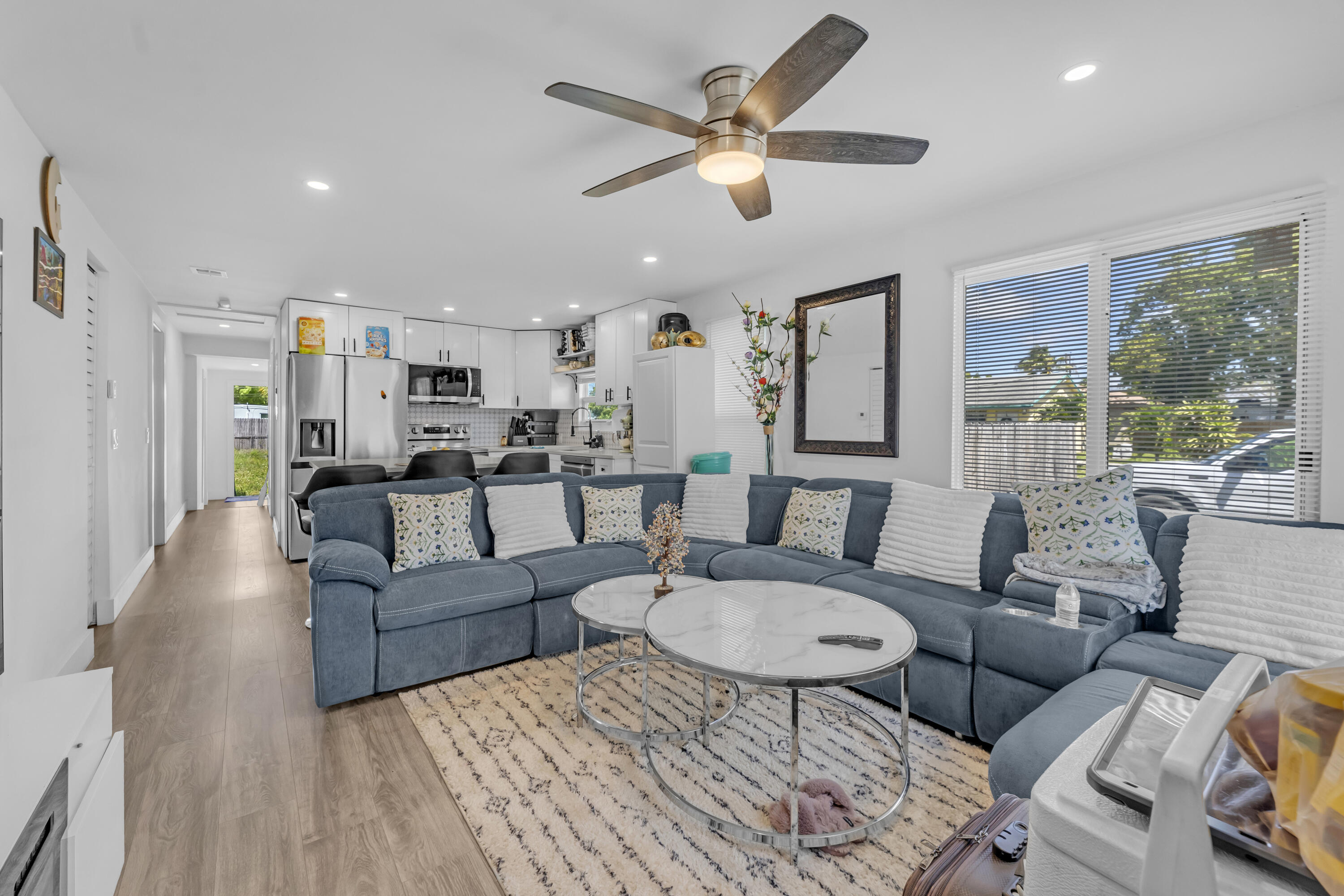 621 NW 15th Avenue