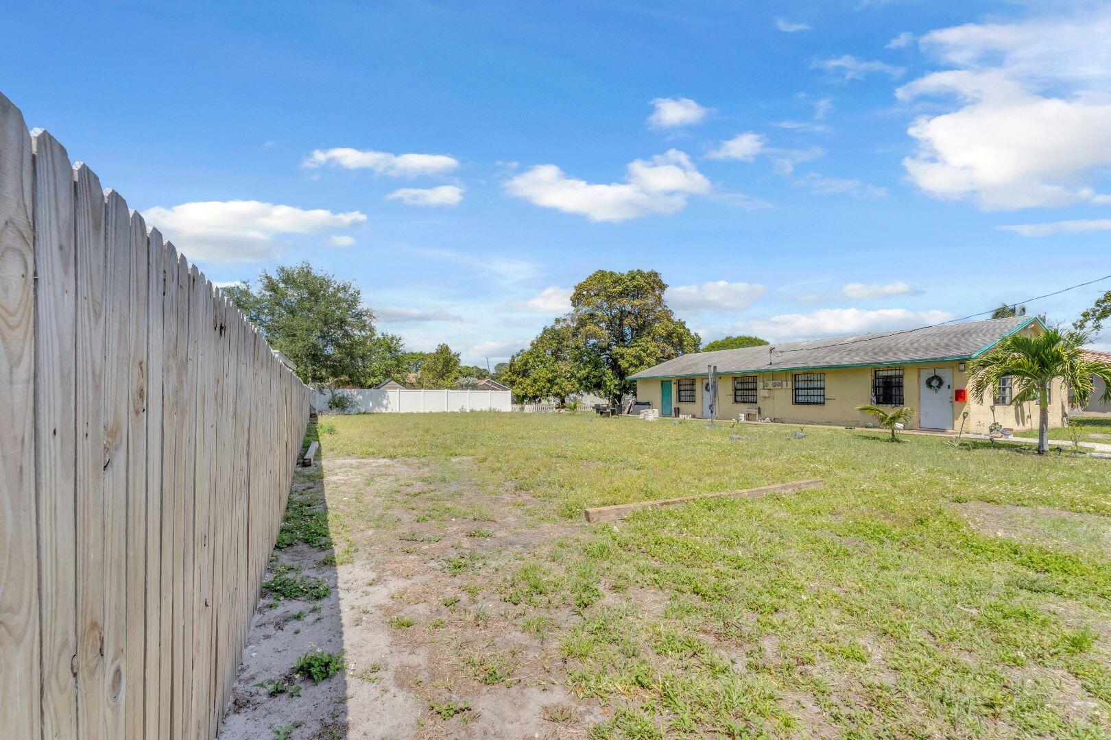 625 NW 15th Avenue