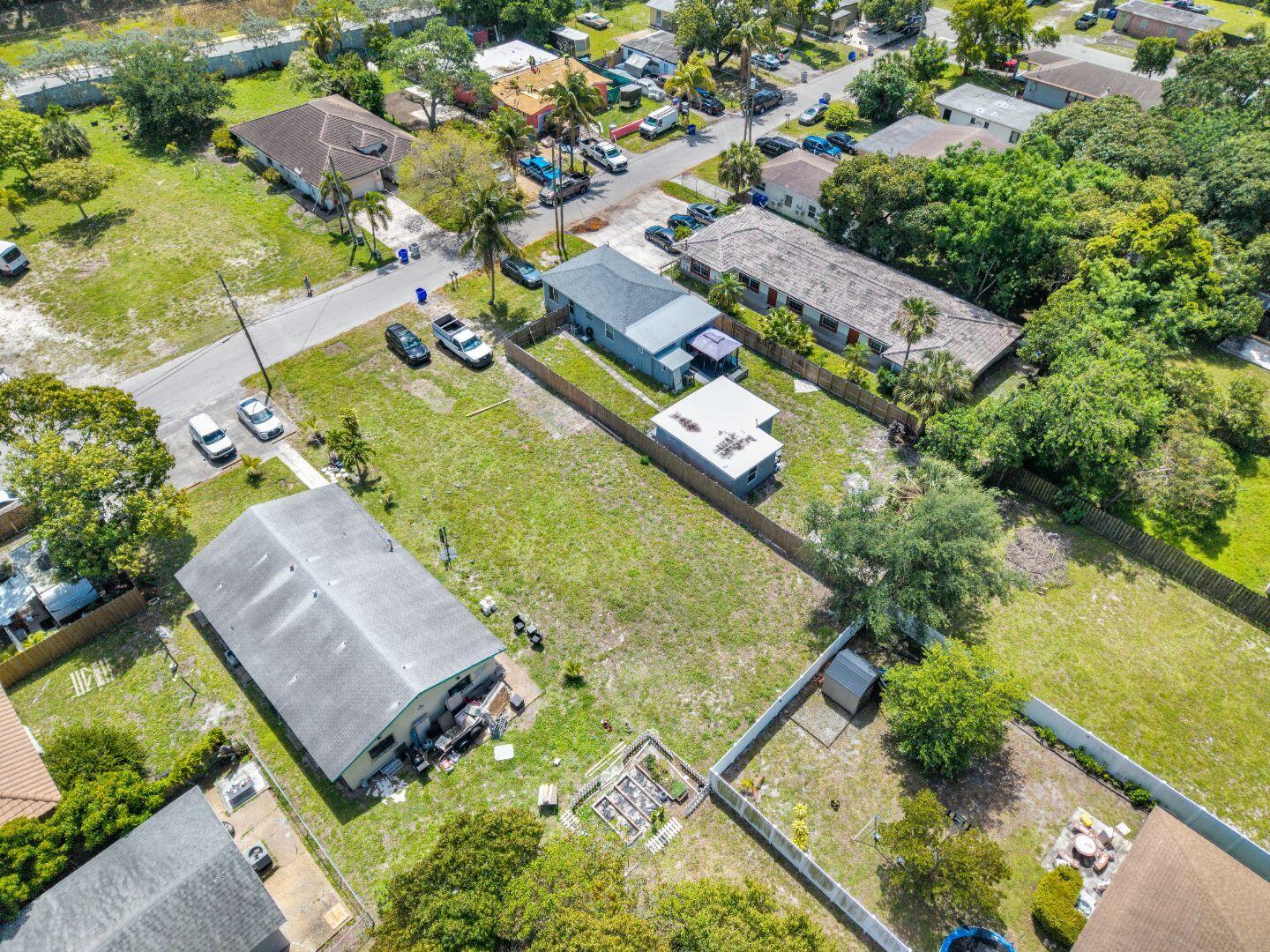 625 NW 15th Avenue