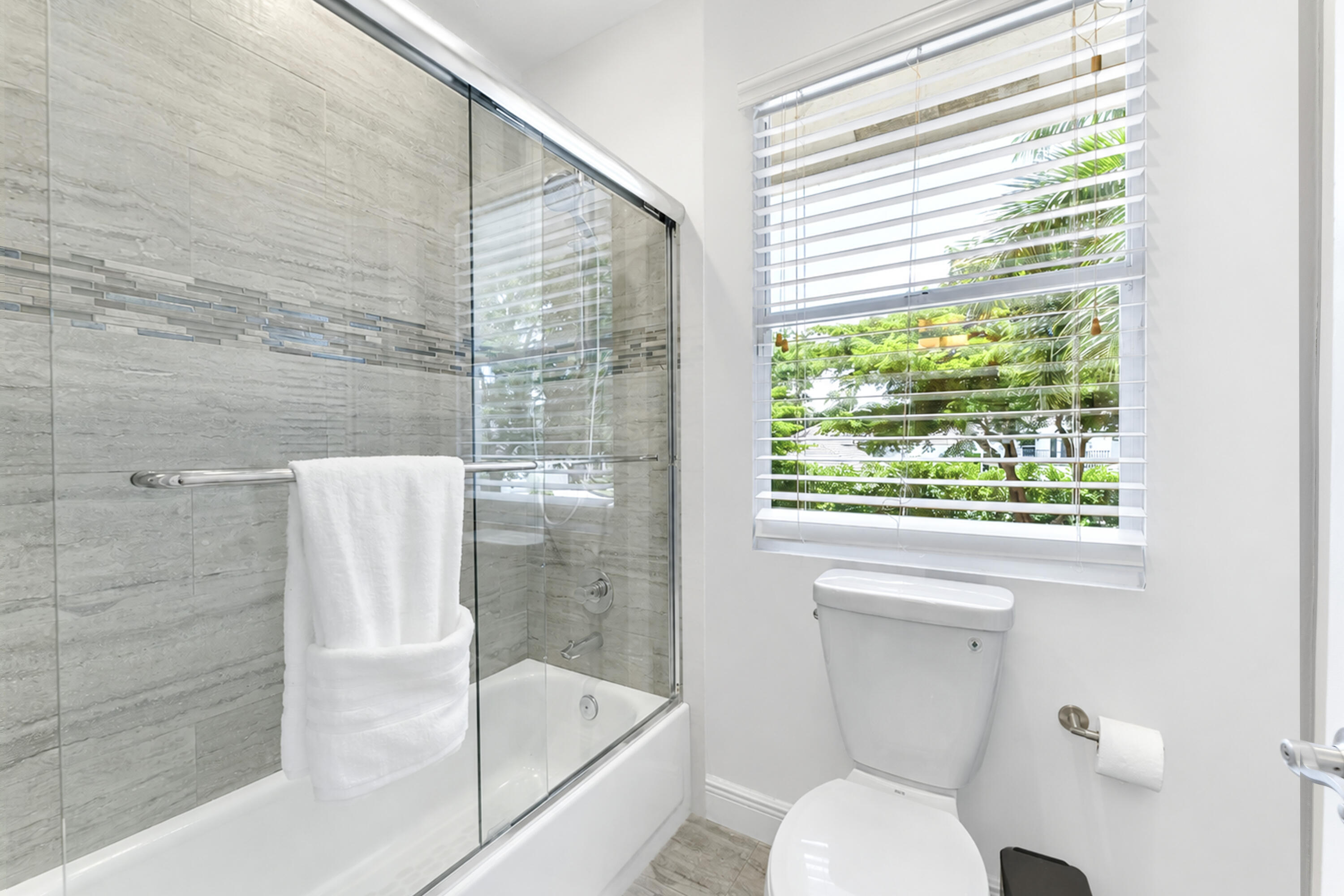 3156 NW 61st Street