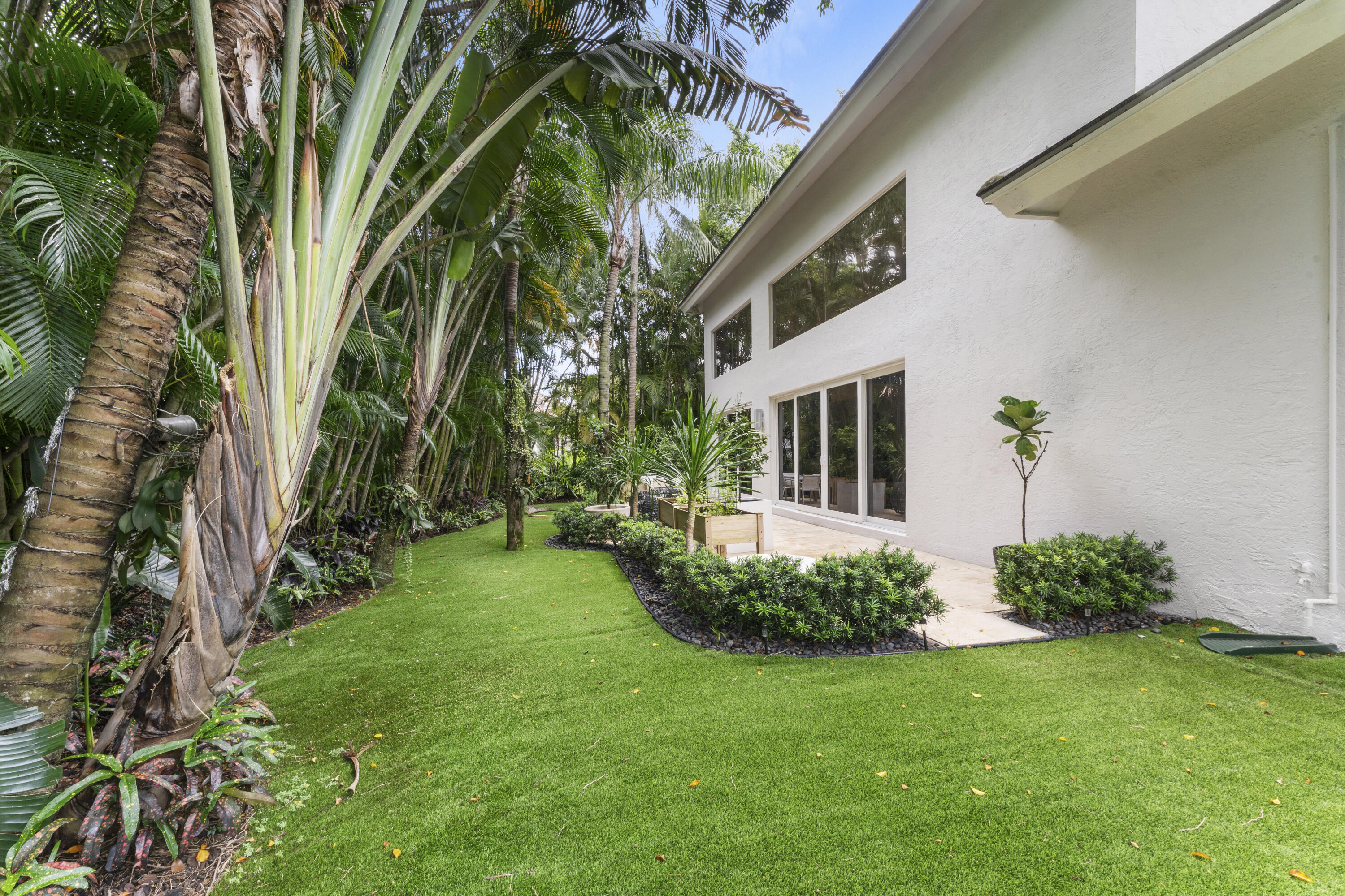 3156 NW 61st Street