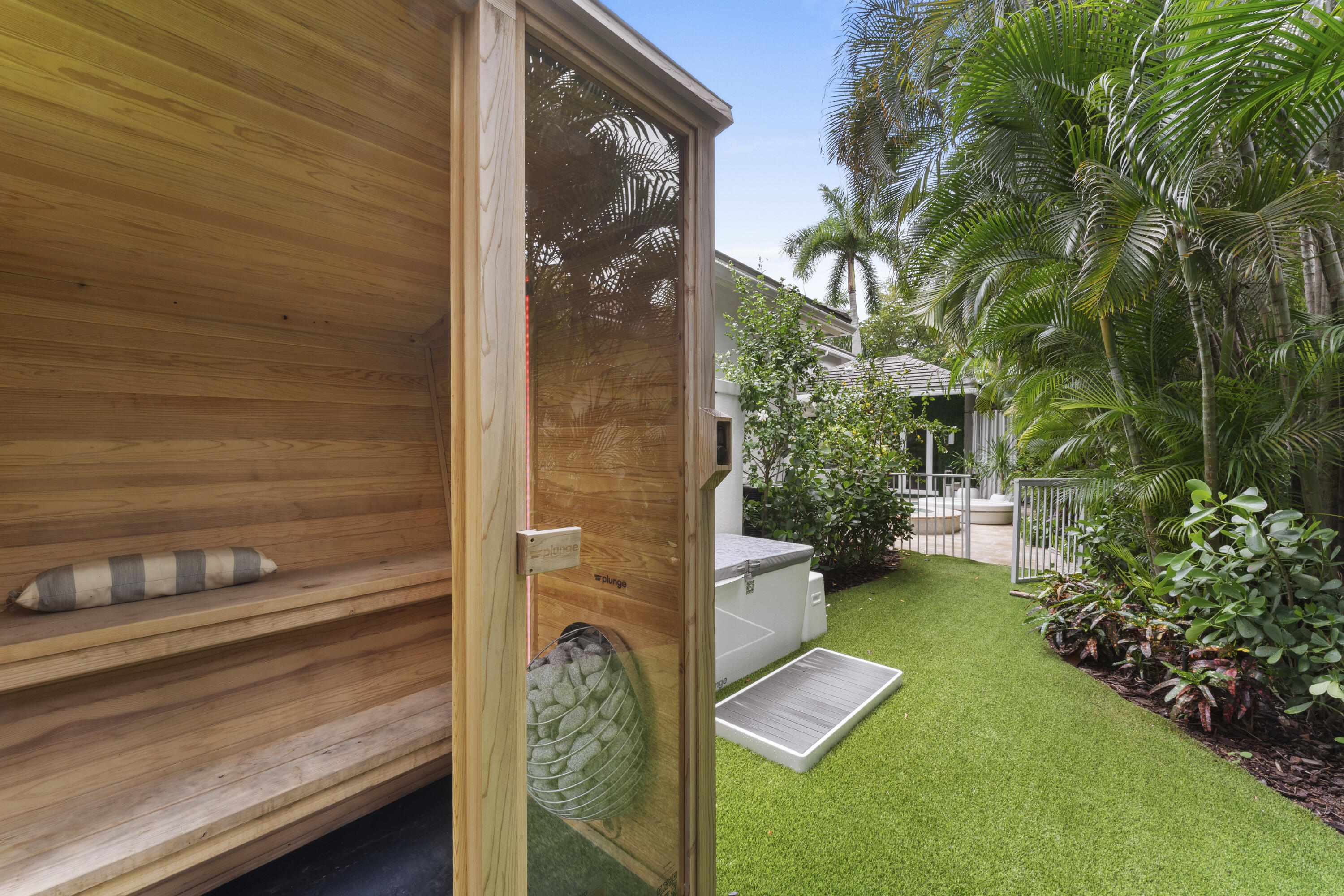 3156 NW 61st Street