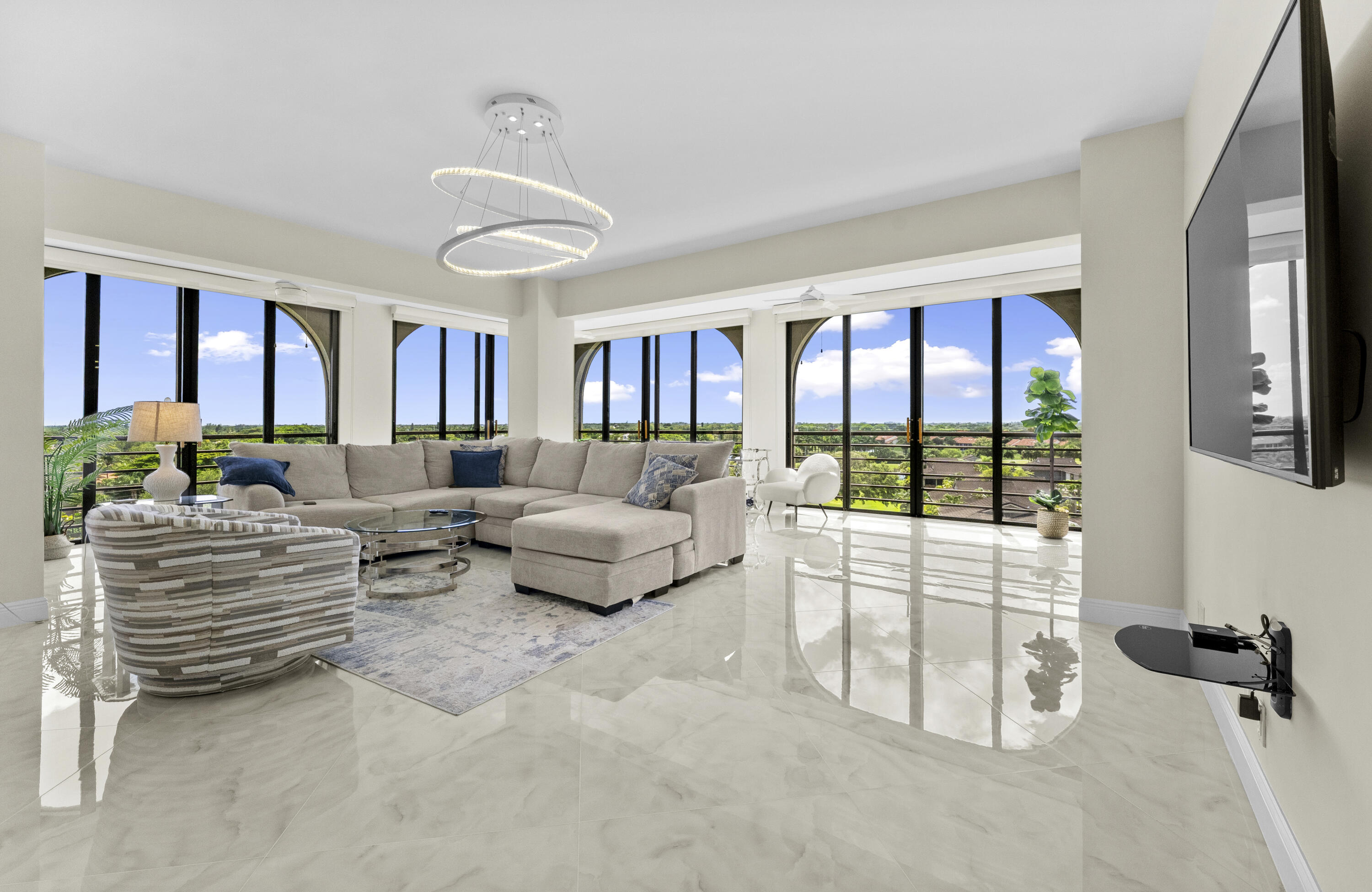 7578 Regency Lake Drive 802