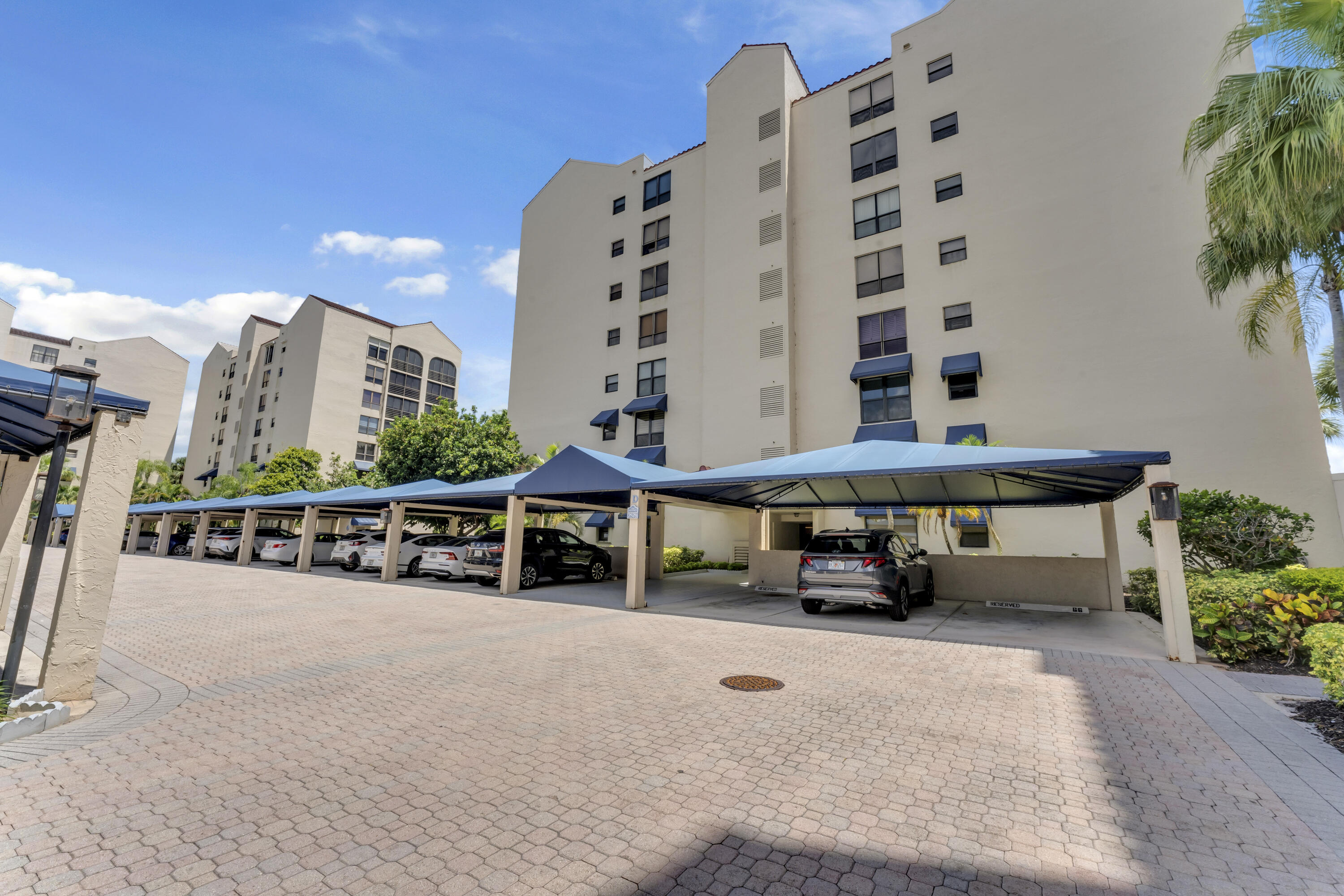 7578 Regency Lake Drive 802