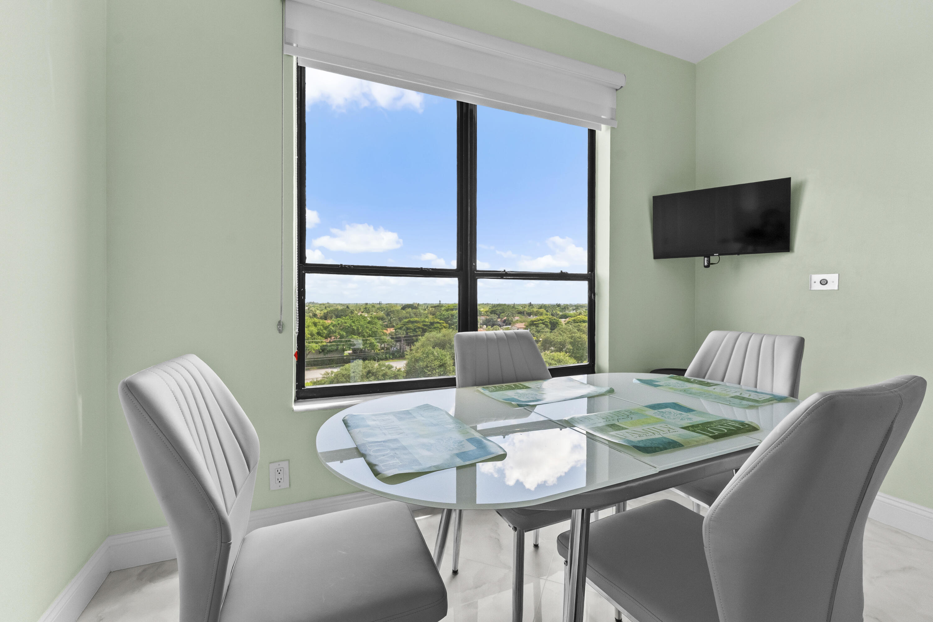 7578 Regency Lake Drive 802