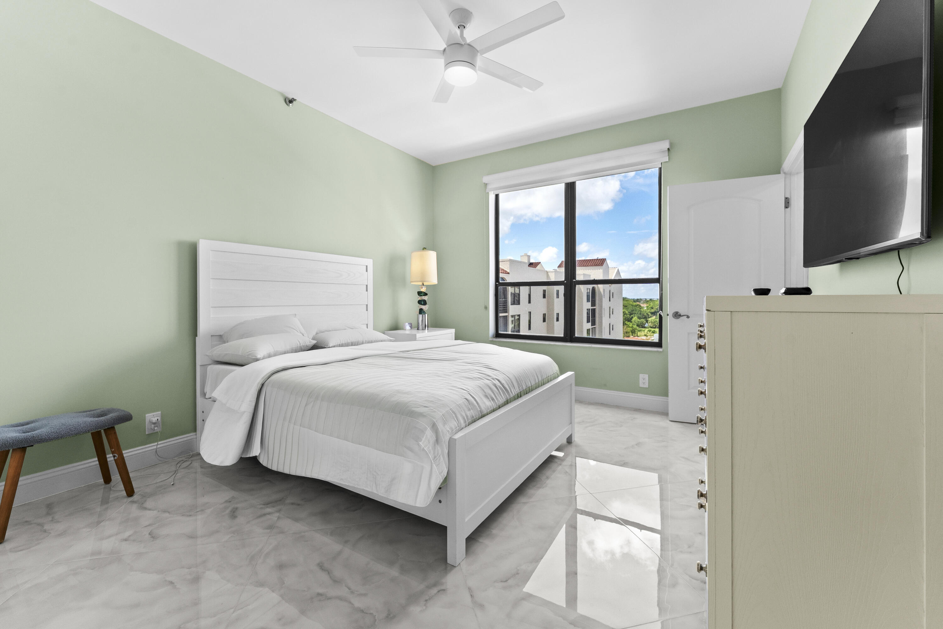 7578 Regency Lake Drive 802